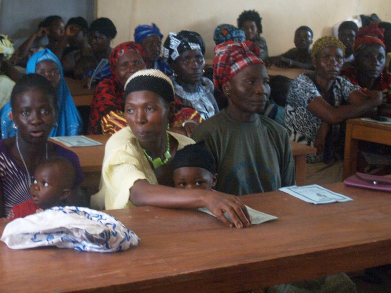 alfabetización mujeres Sierra Leona